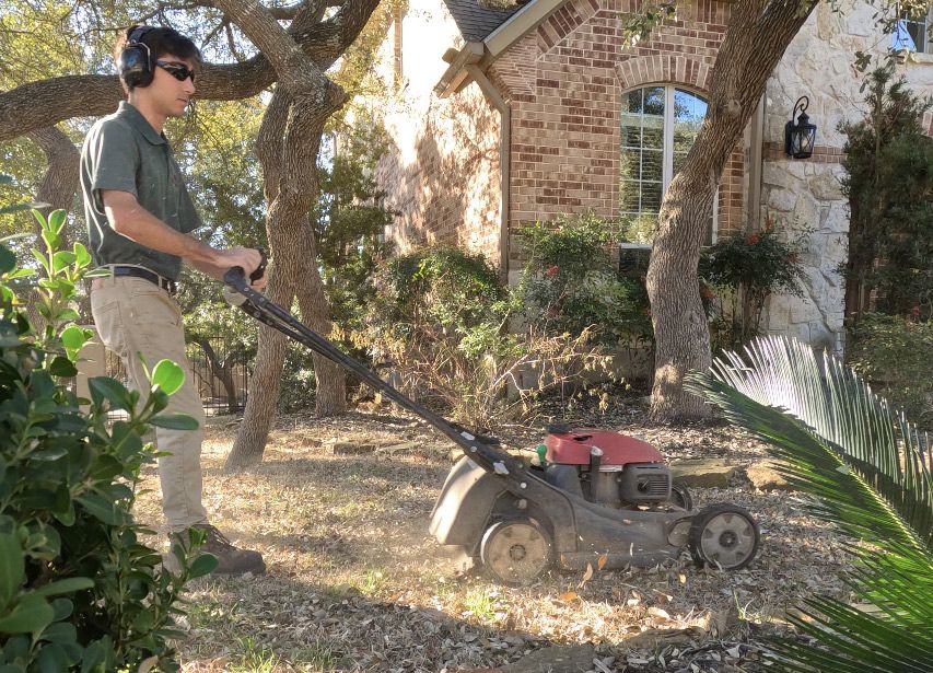 Howdy Lawn Care lawn transformation